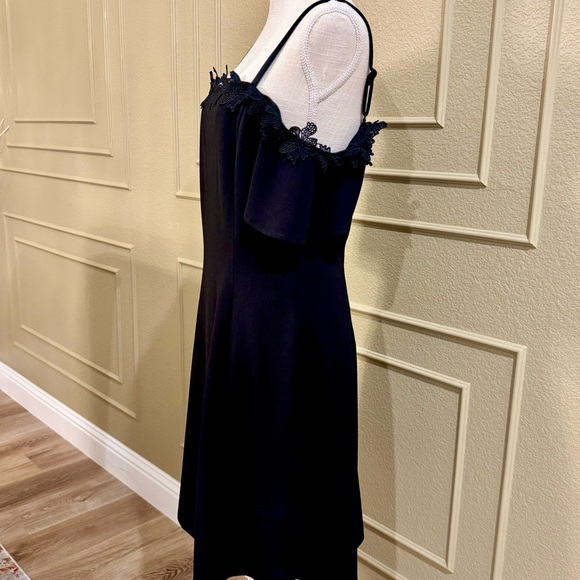 KENSIE Women’s Black Strapless Dress w/ Lace Detail & Wide A-Line Skirt. Size 12 - Picture 5 of 8